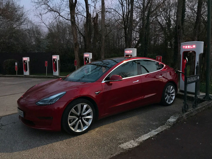 Tesla FSD Beta Rollout, to Some Testers